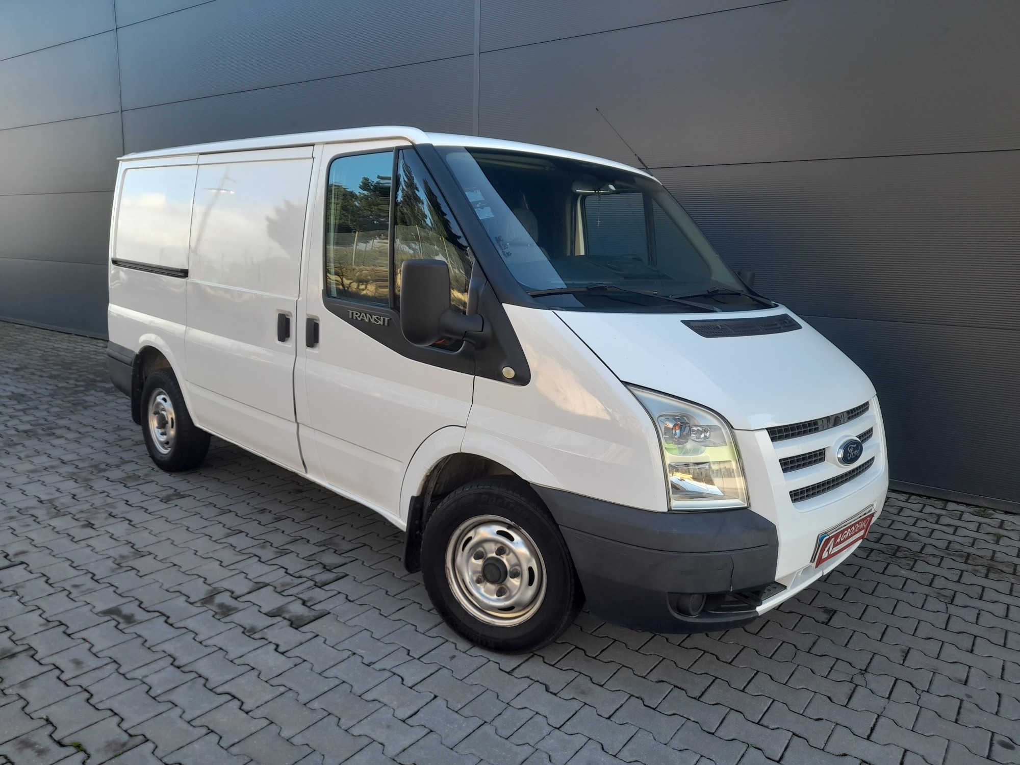 Ford transit 3lugares 280s 110nt
